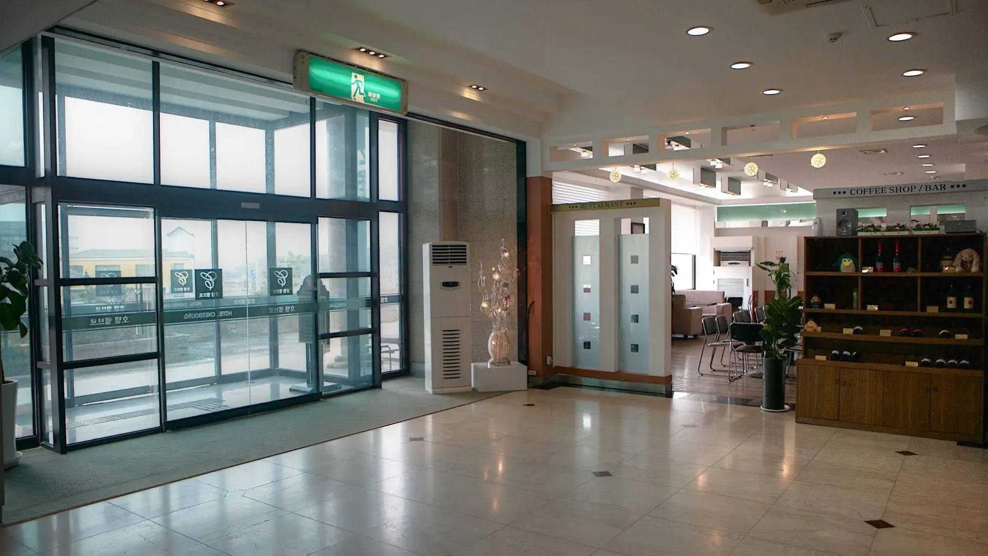 Incheon Airport Cherbourg Hotel