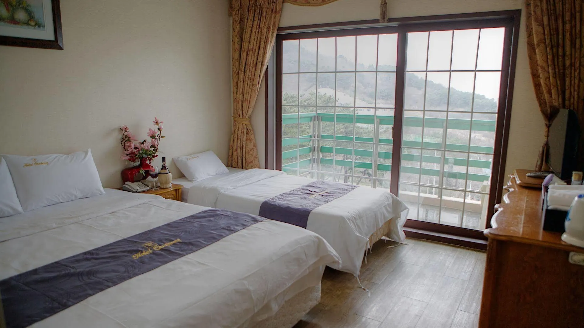 Incheon Airport Cherbourg Hotel 2*,